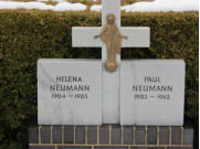 Neumann, Helena * 1904, + 1983   Neumann, Paul * 1902, + 1962 