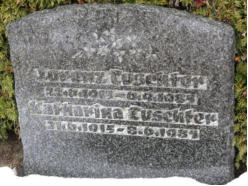 Tuschter, Katharina * 1915, + 1987   Tuschter, Lorenz * 1913, + 1985 