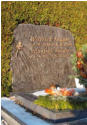 Wilfried Krger 9.09.1956 + 5.08.1999 ; Manfred Krger * 30. 04.1928 + 26.11.2007 