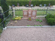 Novsch Heinz* 7.09.1921 + 22.06.1995 ; Klara Novsch* 24.02.1920 + 4.11.1988
