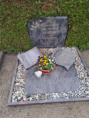 Radtke ; Krahl Angela* 12.12.1964 + 12.11.20?8 ; Wolfgang Krahl* 10.04.1953 + 17.04.2008