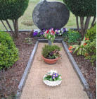Krug Ella* 18.10.1912 + 20.06.1997 ; Alfred* 20.11.1907 + 4.02.1997 ; Tochter Kthe 1941 + 11956