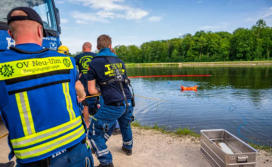Nach ersten Abkl�rungen stellte sich heraus, dass sich keine Personen im Wrack befanden, worauf eine aufwendige Bergung eingeleitet wurde