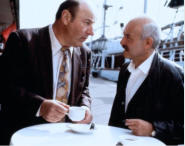 Tatort(von 1984...); wenn es noch einen Beweis gebraucht h�tte, da� Krug in der BRD angekommen w�re: Als Hauptkommissar Paul St�ver ermitteltKrug in der bundesdeutschen TV-Instituition "Tatort".